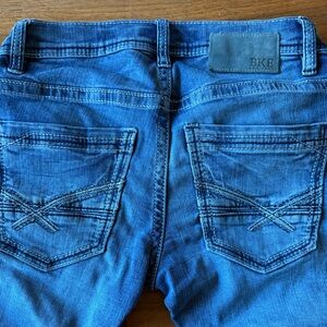 Size 27x32 BKE Aiden jeans